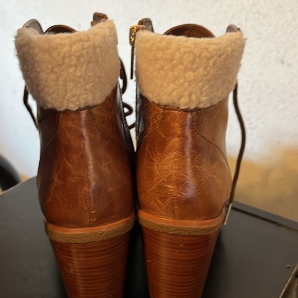 MICHAEL KORS BOOTIES - Picture 3 of 7